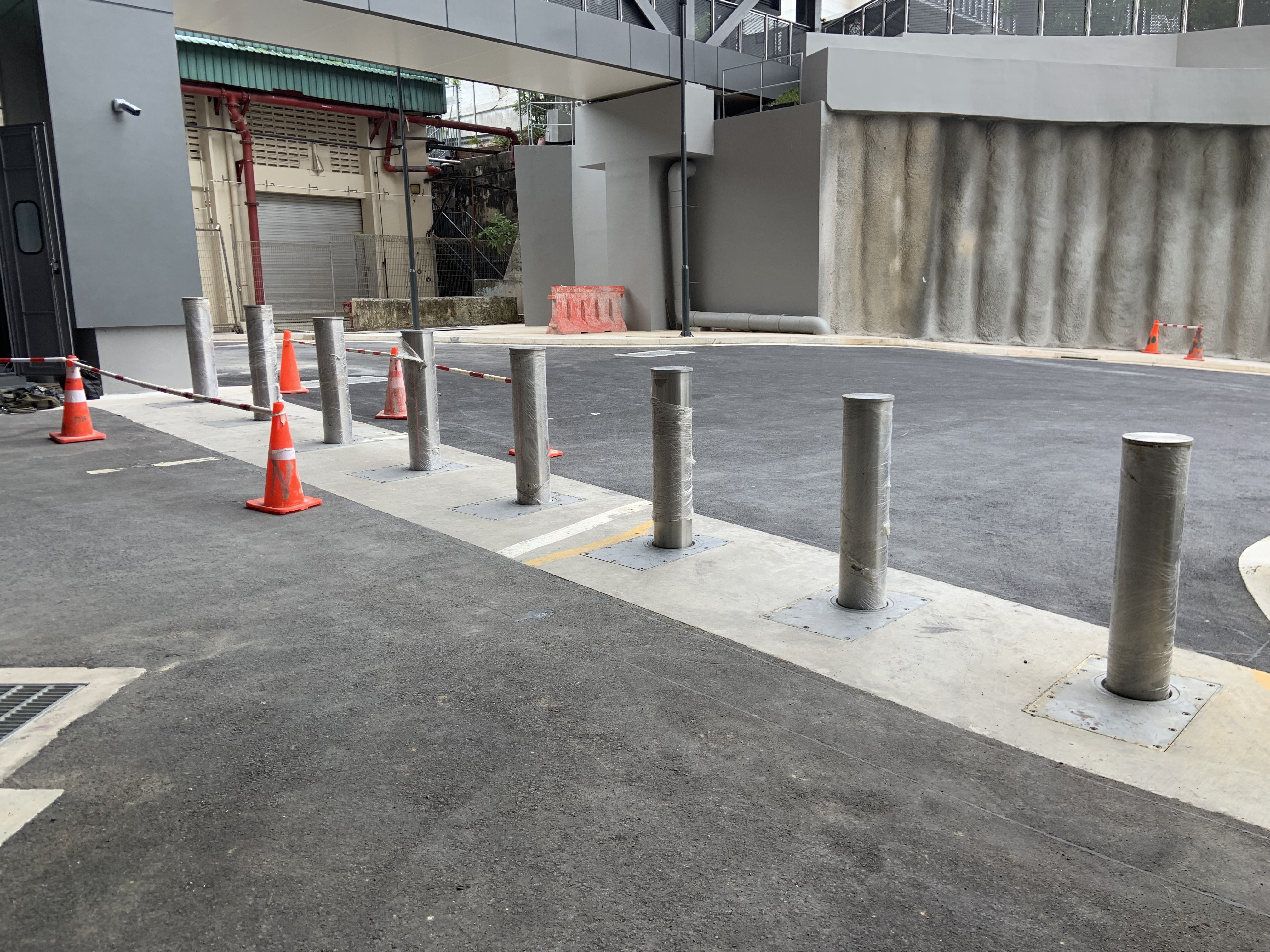 Auto Bollard