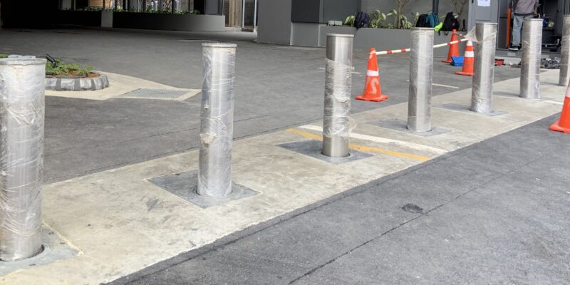 Vcare Auto Bollard